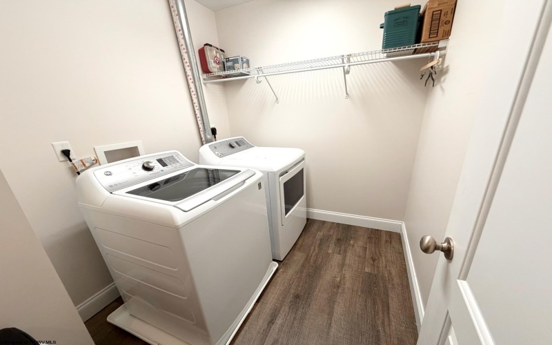 3037 Sixth Avenue, Morgantown, West Virginia 26508, 3 Bedrooms Bedrooms, 7 Rooms Rooms,2 BathroomsBathrooms,Single Family Attached,For Sale,Sixth,10164545