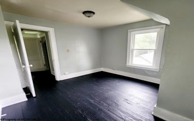 1024 Cayton Street, Morgantown, West Virginia 26505, ,Multi-unit/income,For Sale,Cayton,10164543