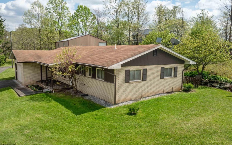 822 Kingwood Pike, Morgantown, West Virginia 26508, 3 Bedrooms Bedrooms, 6 Rooms Rooms,2 BathroomsBathrooms,Single Family Detached,For Sale,Kingwood,10164546