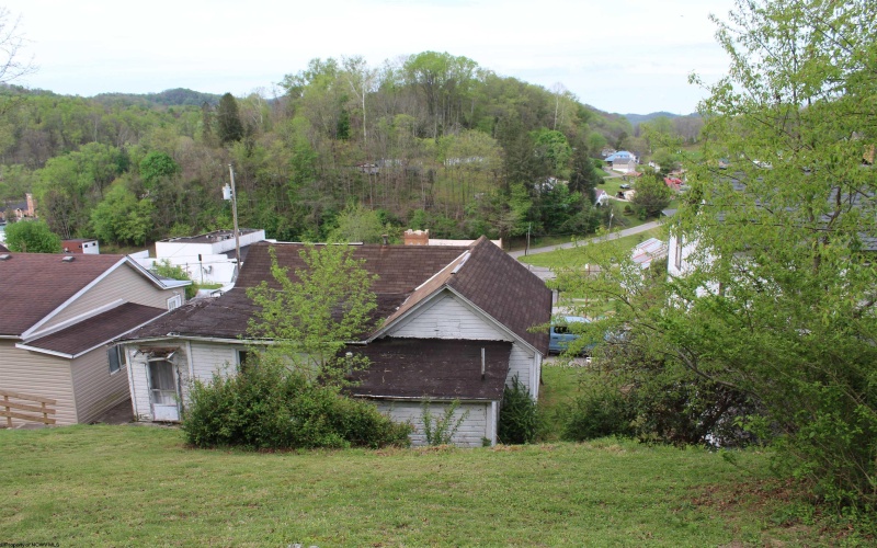 3418 Central Street, Farmington, West Virginia 26571, 3 Bedrooms Bedrooms, 7 Rooms Rooms,1 BathroomBathrooms,Single Family Detached,For Sale,Central,10164562