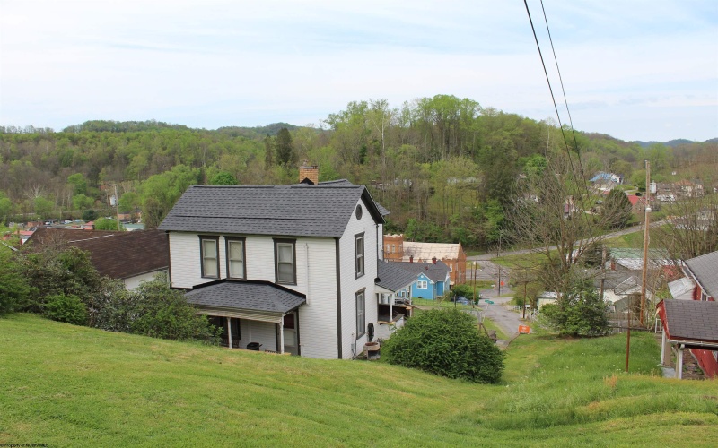 3418 Central Street, Farmington, West Virginia 26571, 3 Bedrooms Bedrooms, 7 Rooms Rooms,1 BathroomBathrooms,Single Family Detached,For Sale,Central,10164562