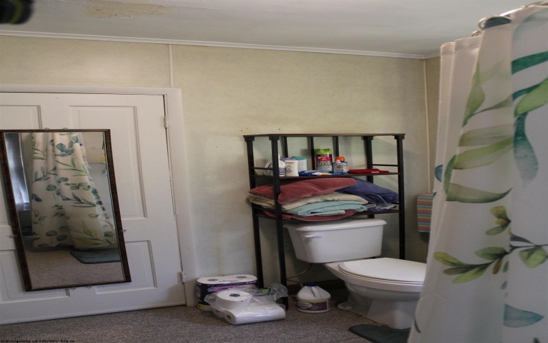 3418 Central Street, Farmington, West Virginia 26571, 3 Bedrooms Bedrooms, 7 Rooms Rooms,1 BathroomBathrooms,Single Family Detached,For Sale,Central,10164562