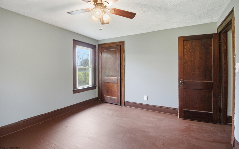 96 Fowler Road, Grafton, West Virginia 26354, 3 Bedrooms Bedrooms, 6 Rooms Rooms,1 BathroomBathrooms,Single Family Detached,For Sale,Fowler,10164551