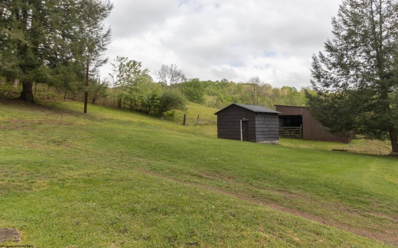 96 Fowler Road, Grafton, West Virginia 26354, 3 Bedrooms Bedrooms, 6 Rooms Rooms,1 BathroomBathrooms,Single Family Detached,For Sale,Fowler,10164551