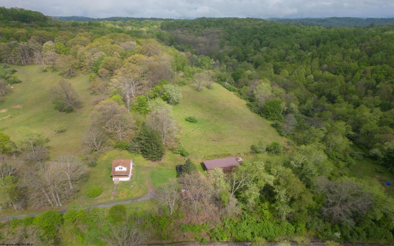 96 Fowler Road, Grafton, West Virginia 26354, 3 Bedrooms Bedrooms, 6 Rooms Rooms,1 BathroomBathrooms,Single Family Detached,For Sale,Fowler,10164551