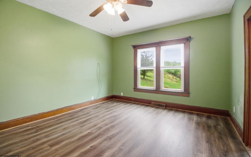 96 Fowler Road, Grafton, West Virginia 26354, 3 Bedrooms Bedrooms, 6 Rooms Rooms,1 BathroomBathrooms,Single Family Detached,For Sale,Fowler,10164551