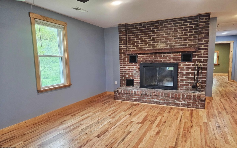 402 Battle Run Road, Wallace, West Virginia 26448, 3 Bedrooms Bedrooms, 5 Rooms Rooms,2 BathroomsBathrooms,Single Family Detached,For Sale,Battle Run,10164560