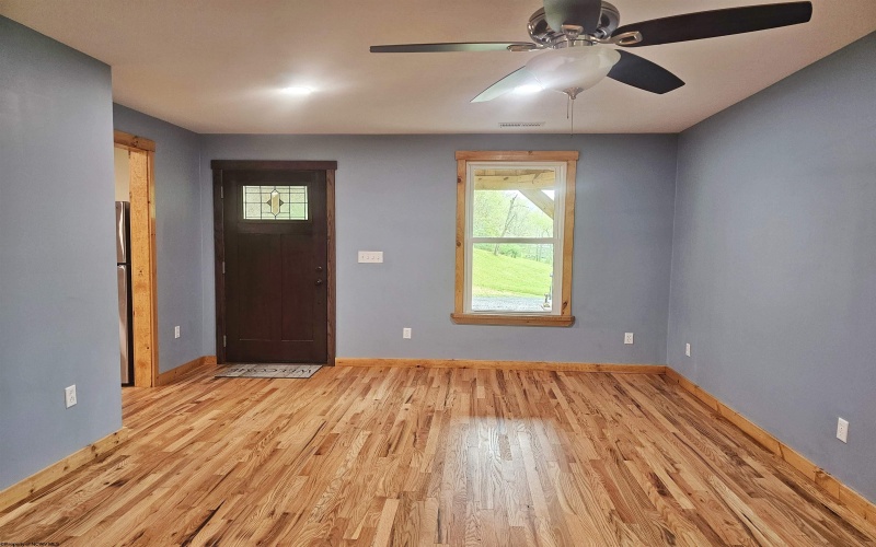 402 Battle Run Road, Wallace, West Virginia 26448, 3 Bedrooms Bedrooms, 5 Rooms Rooms,2 BathroomsBathrooms,Single Family Detached,For Sale,Battle Run,10164560