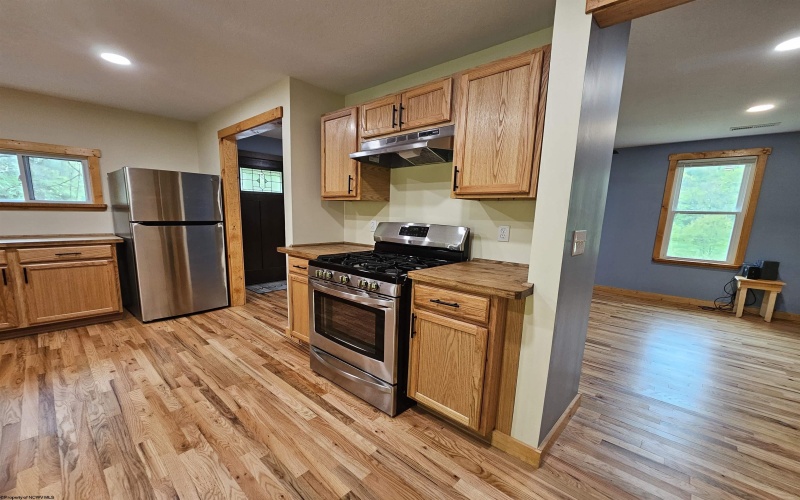 402 Battle Run Road, Wallace, West Virginia 26448, 3 Bedrooms Bedrooms, 5 Rooms Rooms,2 BathroomsBathrooms,Single Family Detached,For Sale,Battle Run,10164560
