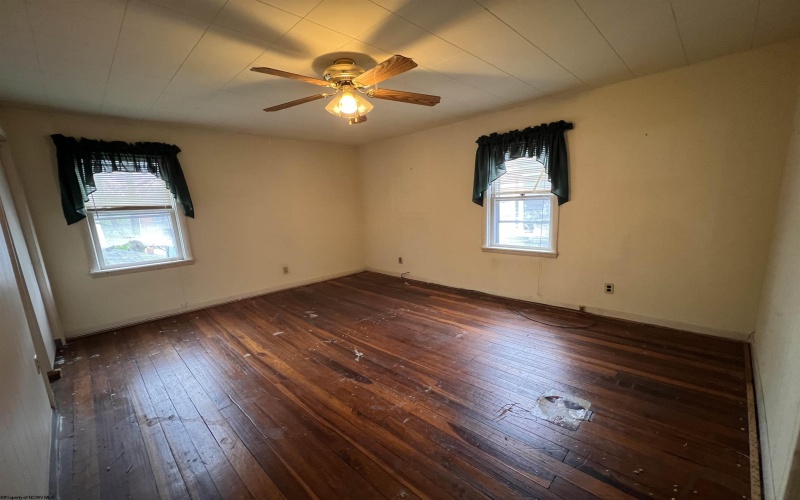 208 First Street, Elkins, West Virginia 26241, 3 Bedrooms Bedrooms, 8 Rooms Rooms,2 BathroomsBathrooms,Single Family Detached,For Sale,First,10164557