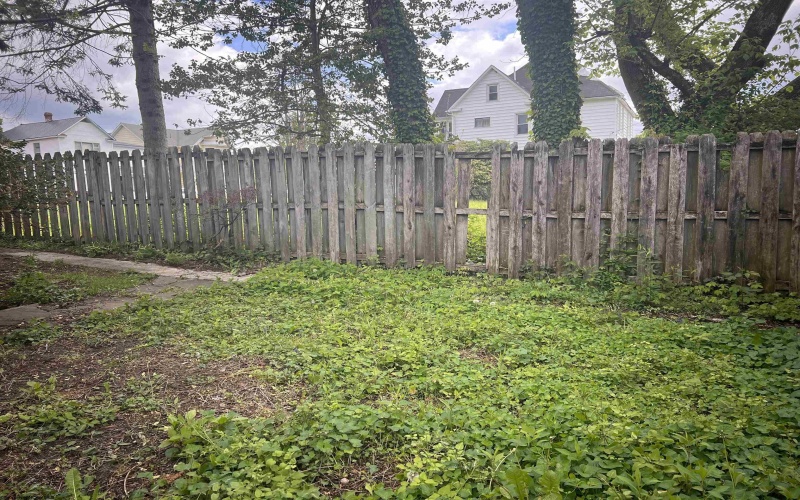208 First Street, Elkins, West Virginia 26241, 3 Bedrooms Bedrooms, 8 Rooms Rooms,2 BathroomsBathrooms,Single Family Detached,For Sale,First,10164557