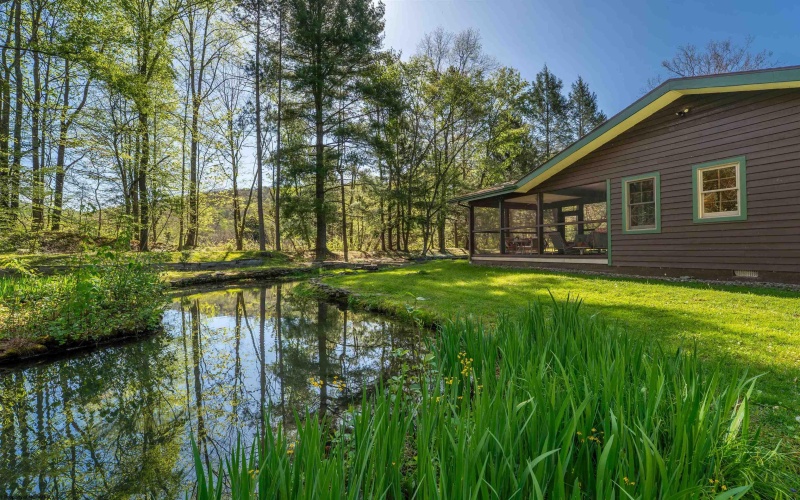 360 Country Club Drive, Terra Alta, West Virginia 26537, 3 Bedrooms Bedrooms, 8 Rooms Rooms,2 BathroomsBathrooms,Single Family Detached,For Sale,Country Club,10164552