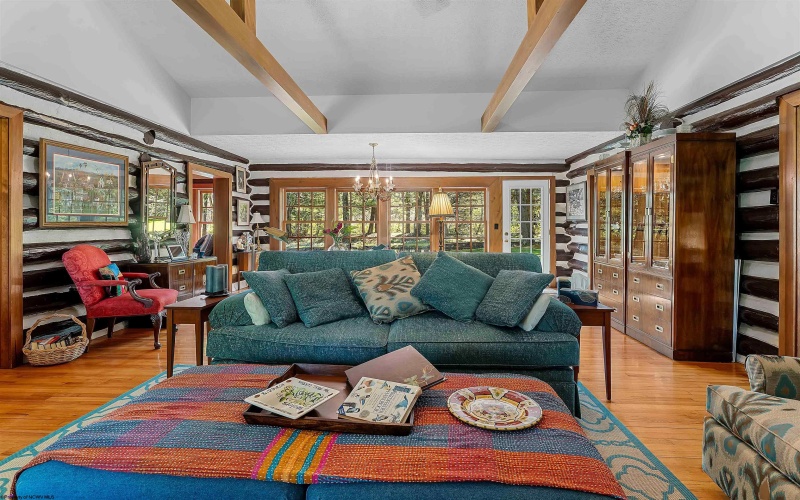 360 Country Club Drive, Terra Alta, West Virginia 26537, 3 Bedrooms Bedrooms, 8 Rooms Rooms,2 BathroomsBathrooms,Single Family Detached,For Sale,Country Club,10164552