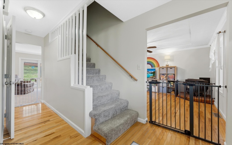 424 Arbogast Lane, Morgantown, West Virginia 26508, 4 Bedrooms Bedrooms, 8 Rooms Rooms,3 BathroomsBathrooms,Single Family Detached,For Sale,Arbogast,10164564