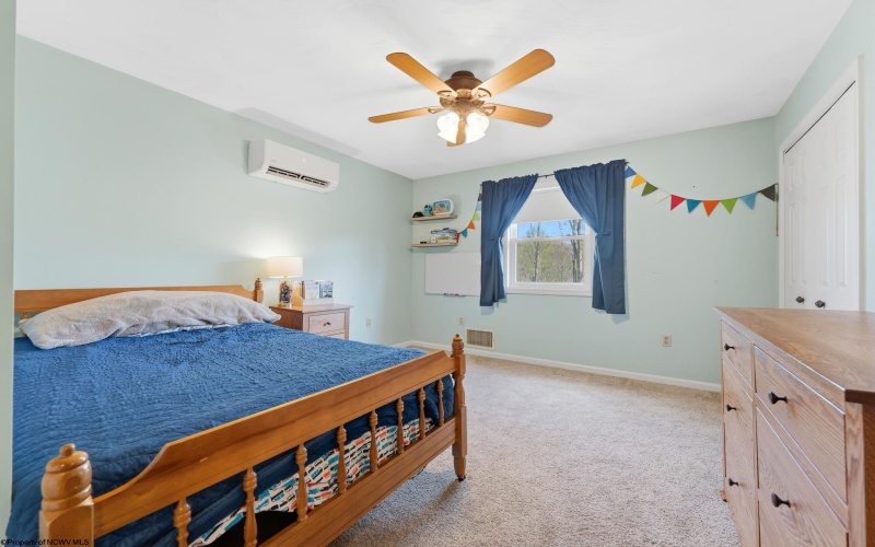 424 Arbogast Lane, Morgantown, West Virginia 26508, 4 Bedrooms Bedrooms, 8 Rooms Rooms,3 BathroomsBathrooms,Single Family Detached,For Sale,Arbogast,10164564