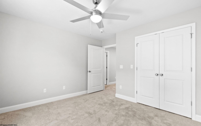 292 Red Oak Lane, Morgantown, West Virginia 26501, 3 Bedrooms Bedrooms, 7 Rooms Rooms,2 BathroomsBathrooms,Single Family Attached,For Sale,Red Oak,10164597