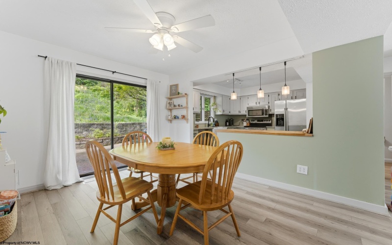 201 Morgan Drive, Morgantown, West Virginia 26050, 3 Bedrooms Bedrooms, 7 Rooms Rooms,1 BathroomBathrooms,Single Family Attached,For Sale,Morgan,10164591