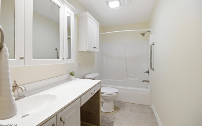 4699 Shadyside Lane, Morgantown, West Virginia 26508, 4 Bedrooms Bedrooms, 8 Rooms Rooms,3 BathroomsBathrooms,Single Family Detached,For Sale,Shadyside,10164600