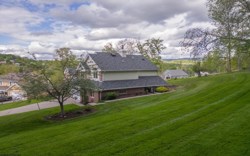4699 Shadyside Lane, Morgantown, West Virginia 26508, 4 Bedrooms Bedrooms, 8 Rooms Rooms,3 BathroomsBathrooms,Single Family Detached,For Sale,Shadyside,10164600