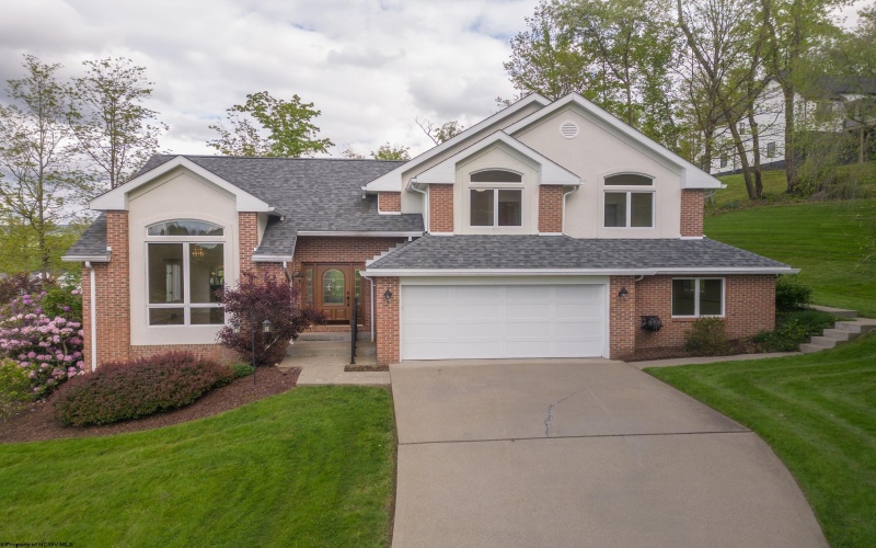 4699 Shadyside Lane, Morgantown, West Virginia 26508, 4 Bedrooms Bedrooms, 8 Rooms Rooms,3 BathroomsBathrooms,Single Family Detached,For Sale,Shadyside,10164600