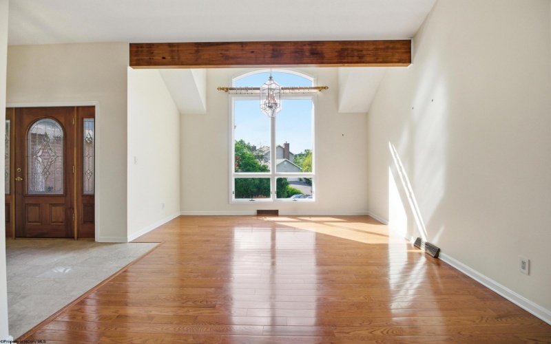 4699 Shadyside Lane, Morgantown, West Virginia 26508, 4 Bedrooms Bedrooms, 8 Rooms Rooms,3 BathroomsBathrooms,Single Family Detached,For Sale,Shadyside,10164600