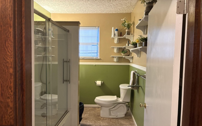 306 5th Street, Fairmont, West Virginia 26554, 3 Bedrooms Bedrooms, 6 Rooms Rooms,1 BathroomBathrooms,Single Family Detached,For Sale,5th,10164567