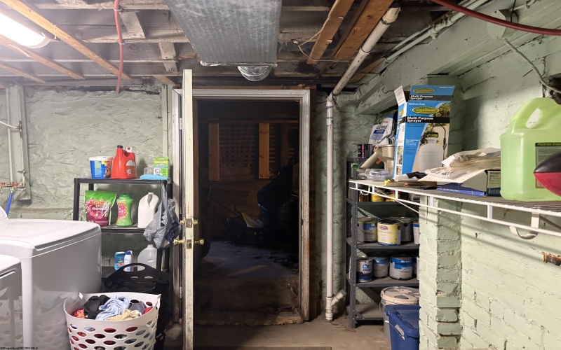 306 5th Street, Fairmont, West Virginia 26554, 3 Bedrooms Bedrooms, 6 Rooms Rooms,1 BathroomBathrooms,Single Family Detached,For Sale,5th,10164567