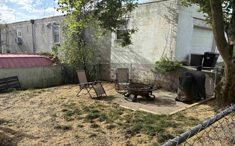 306 5th Street, Fairmont, West Virginia 26554, 3 Bedrooms Bedrooms, 6 Rooms Rooms,1 BathroomBathrooms,Single Family Detached,For Sale,5th,10164567