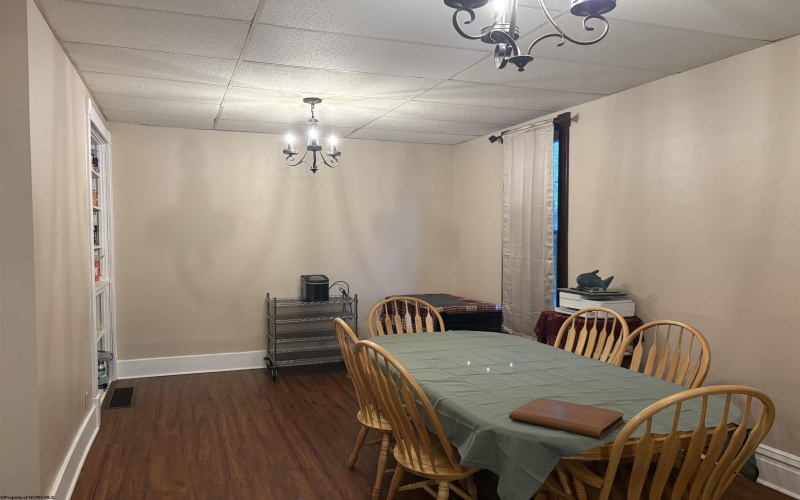 306 5th Street, Fairmont, West Virginia 26554, 3 Bedrooms Bedrooms, 6 Rooms Rooms,1 BathroomBathrooms,Single Family Detached,For Sale,5th,10164567
