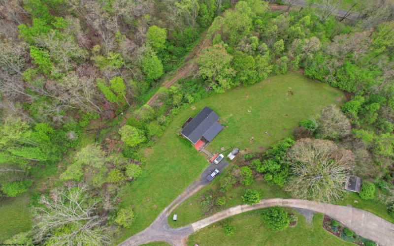 113 Porter Avenue, Farmington, West Virginia 26571, 3 Bedrooms Bedrooms, 5 Rooms Rooms,2 BathroomsBathrooms,Single Family Detached,For Sale,Porter,10164573