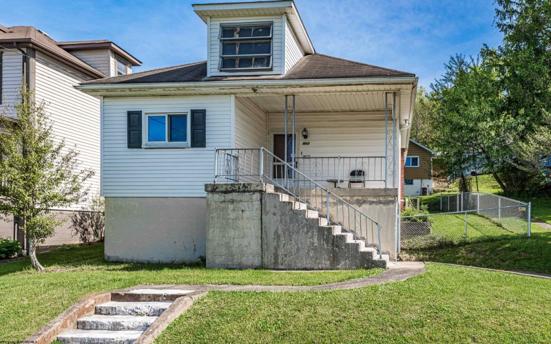 913 Fleming Avenue, Fairmont, West Virginia 26554, 2 Bedrooms Bedrooms, 7 Rooms Rooms,1 BathroomBathrooms,Single Family Detached,For Sale,Fleming,10164572