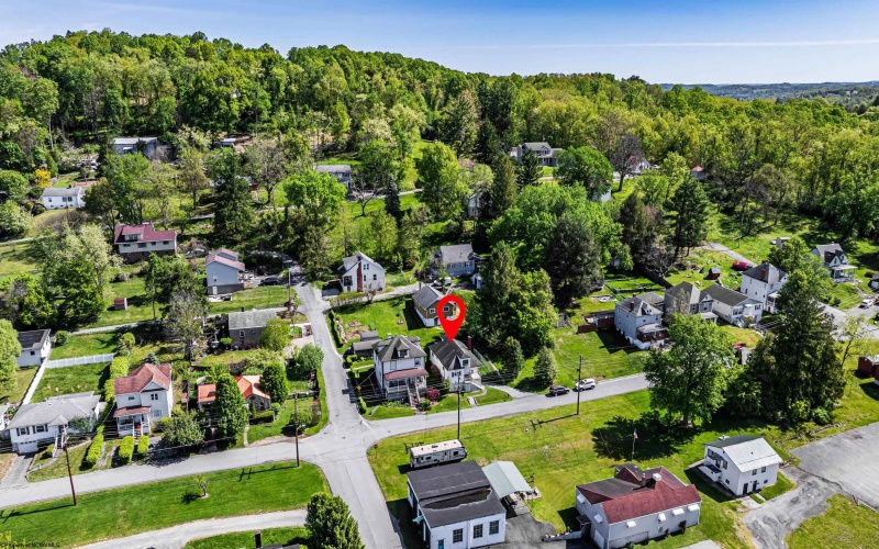 913 Fleming Avenue, Fairmont, West Virginia 26554, 2 Bedrooms Bedrooms, 7 Rooms Rooms,1 BathroomBathrooms,Single Family Detached,For Sale,Fleming,10164572
