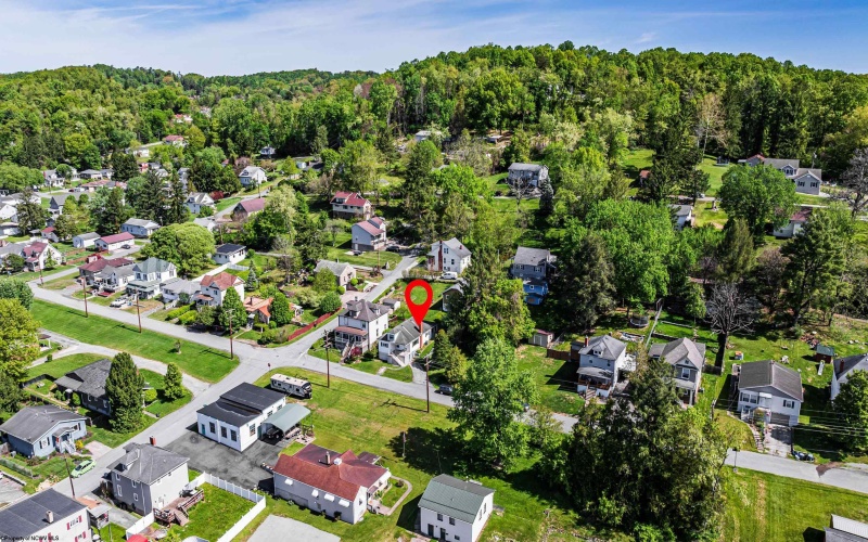 913 Fleming Avenue, Fairmont, West Virginia 26554, 2 Bedrooms Bedrooms, 7 Rooms Rooms,1 BathroomBathrooms,Single Family Detached,For Sale,Fleming,10164572