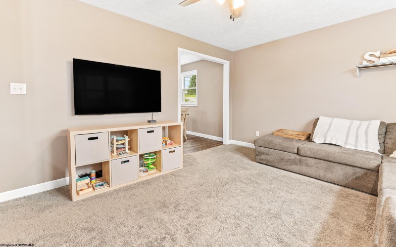 2299 Meadows Drive, Morgantown, West Virginia 26505, 3 Bedrooms Bedrooms, 6 Rooms Rooms,1 BathroomBathrooms,Single Family Detached,For Sale,Meadows,10164570