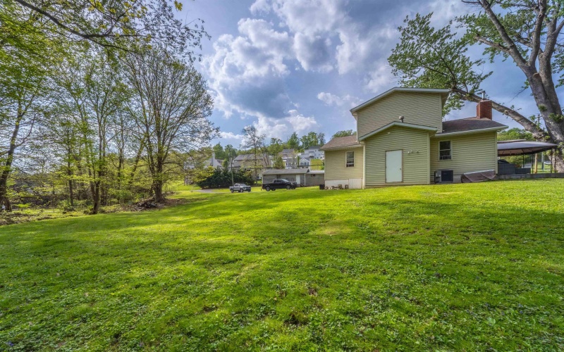 662 Brookhaven Road, Morgantown, West Virginia 26508, 3 Bedrooms Bedrooms, 6 Rooms Rooms,2 BathroomsBathrooms,Single Family Detached,For Sale,Brookhaven,10164580