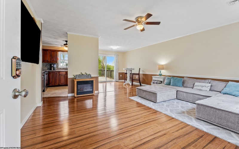 418 Shawnee Drive, Morgantown, West Virginia 26508, 3 Bedrooms Bedrooms, 7 Rooms Rooms,1 BathroomBathrooms,Single Family Detached,For Sale,Shawnee,10164579