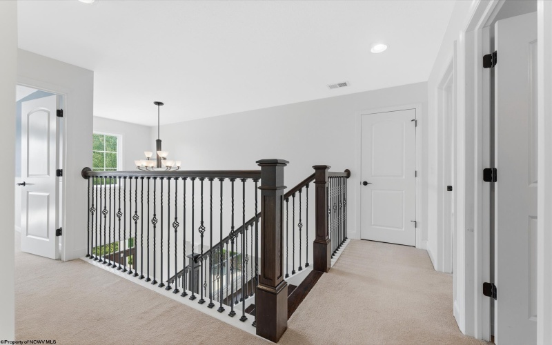 8 Cardiff Drive, Morgantown, West Virginia 26508-0000, 4 Bedrooms Bedrooms, 10 Rooms Rooms,3 BathroomsBathrooms,Single Family Detached,For Sale,Cardiff,10164583