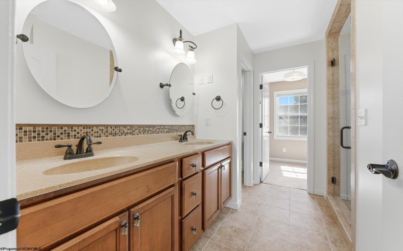 8 Cardiff Drive, Morgantown, West Virginia 26508-0000, 4 Bedrooms Bedrooms, 10 Rooms Rooms,3 BathroomsBathrooms,Single Family Detached,For Sale,Cardiff,10164583