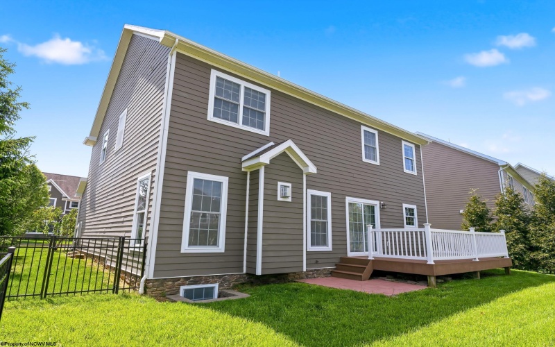 8 Cardiff Drive, Morgantown, West Virginia 26508-0000, 4 Bedrooms Bedrooms, 10 Rooms Rooms,3 BathroomsBathrooms,Single Family Detached,For Sale,Cardiff,10164583