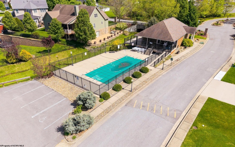 8 Cardiff Drive, Morgantown, West Virginia 26508-0000, 4 Bedrooms Bedrooms, 10 Rooms Rooms,3 BathroomsBathrooms,Single Family Detached,For Sale,Cardiff,10164583