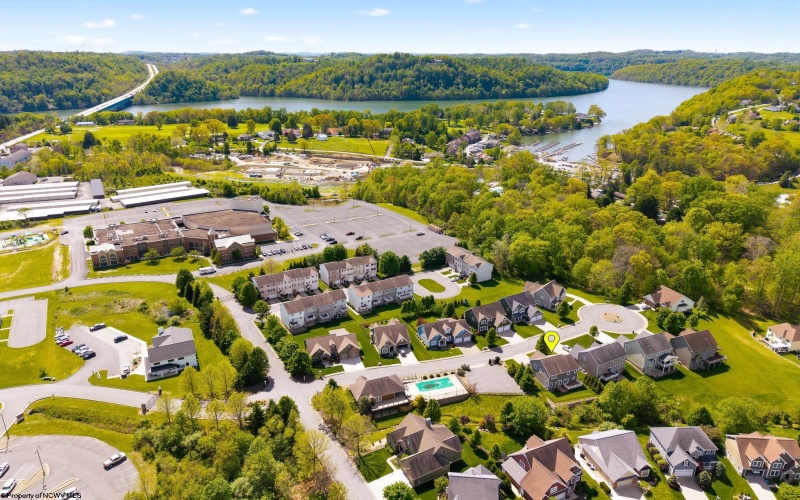 8 Cardiff Drive, Morgantown, West Virginia 26508-0000, 4 Bedrooms Bedrooms, 10 Rooms Rooms,3 BathroomsBathrooms,Single Family Detached,For Sale,Cardiff,10164583