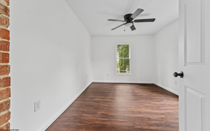 44 Edgehill Street, Morgantown, West Virginia 26501, 3 Bedrooms Bedrooms, 5 Rooms Rooms,1 BathroomBathrooms,Single Family Detached,For Sale,Edgehill,10164574