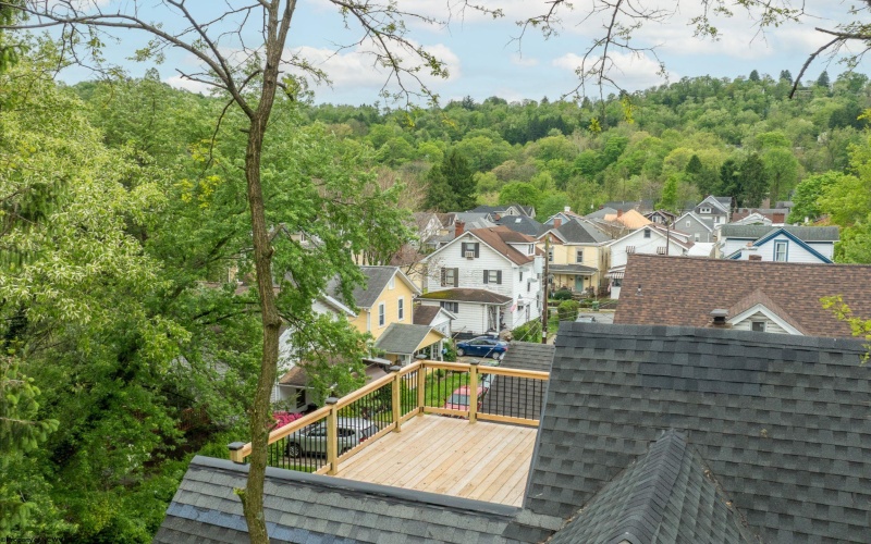 44 Edgehill Street, Morgantown, West Virginia 26501, 3 Bedrooms Bedrooms, 5 Rooms Rooms,1 BathroomBathrooms,Single Family Detached,For Sale,Edgehill,10164574