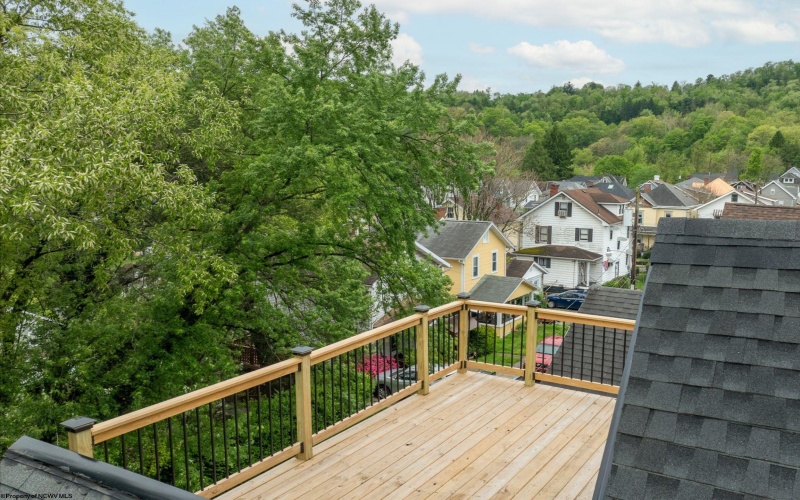 44 Edgehill Street, Morgantown, West Virginia 26501, 3 Bedrooms Bedrooms, 5 Rooms Rooms,1 BathroomBathrooms,Single Family Detached,For Sale,Edgehill,10164574