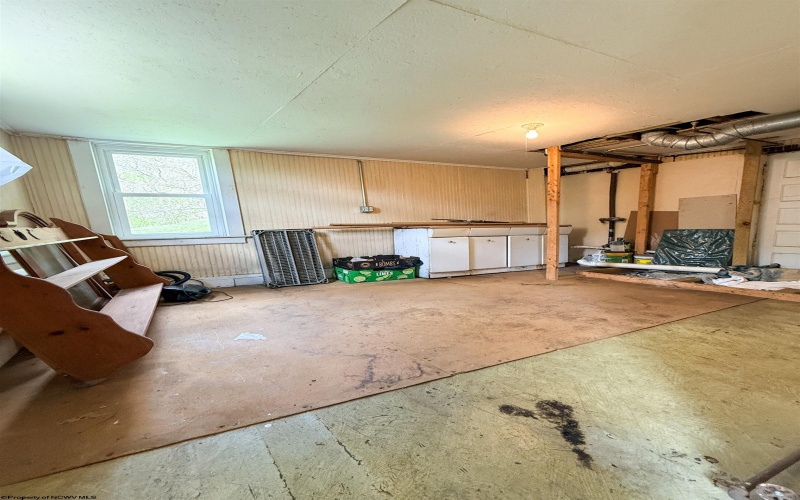 129 Thorn Street, Clarksburg, West Virginia 26301, 2 Bedrooms Bedrooms, 4 Rooms Rooms,1 BathroomBathrooms,Single Family Detached,For Sale,Thorn,10164576
