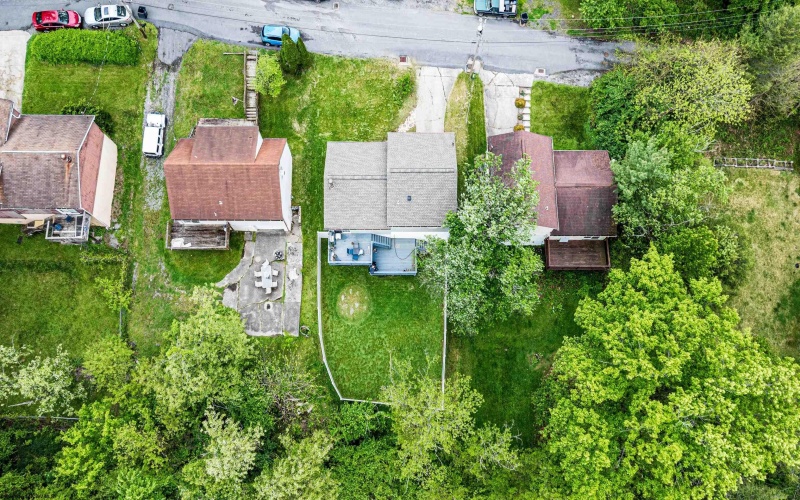 921 Revere Street, Morgantown, West Virginia 26505, 4 Bedrooms Bedrooms, 7 Rooms Rooms,2 BathroomsBathrooms,Single Family Detached,For Sale,Revere,10164577