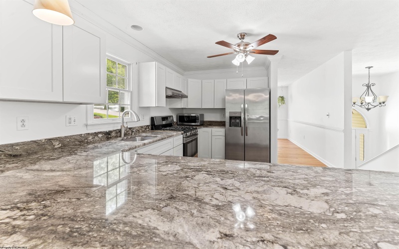 2062 Pinecrest Drive, Morgantown, West Virginia 26505, 4 Bedrooms Bedrooms, 9 Rooms Rooms,3 BathroomsBathrooms,Single Family Detached,For Sale,Pinecrest,10164575