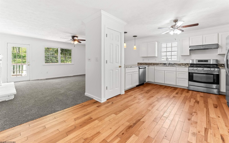 2062 Pinecrest Drive, Morgantown, West Virginia 26505, 4 Bedrooms Bedrooms, 9 Rooms Rooms,3 BathroomsBathrooms,Single Family Detached,For Sale,Pinecrest,10164575