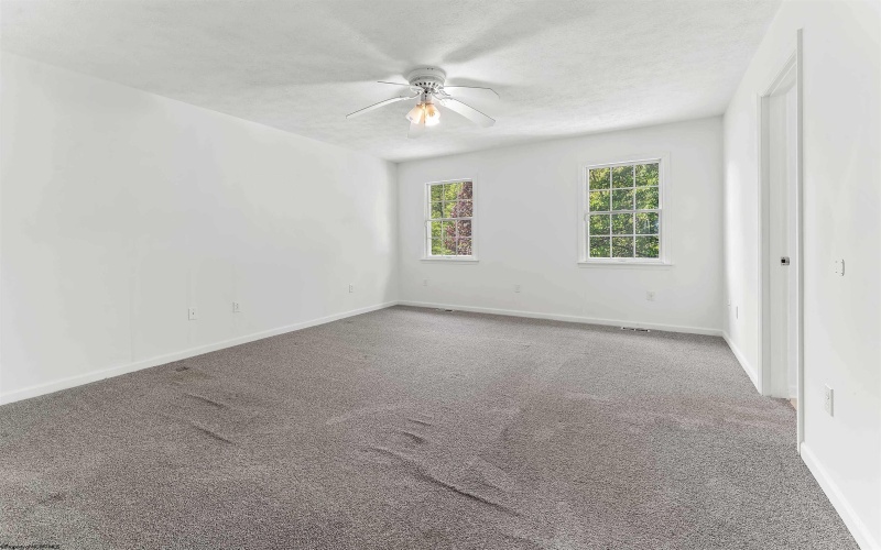 2062 Pinecrest Drive, Morgantown, West Virginia 26505, 4 Bedrooms Bedrooms, 9 Rooms Rooms,3 BathroomsBathrooms,Single Family Detached,For Sale,Pinecrest,10164575