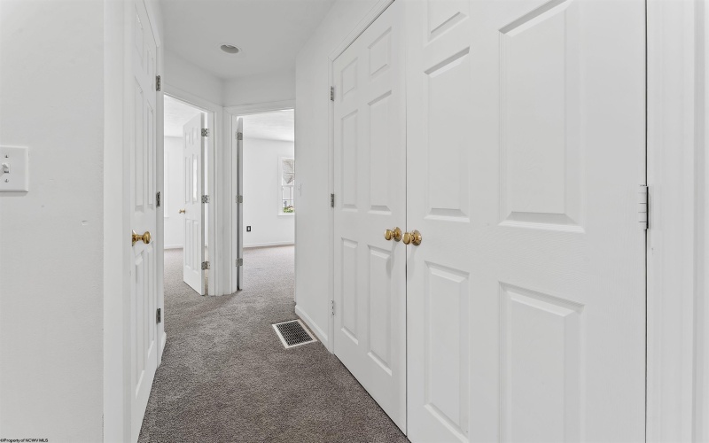2062 Pinecrest Drive, Morgantown, West Virginia 26505, 4 Bedrooms Bedrooms, 9 Rooms Rooms,3 BathroomsBathrooms,Single Family Detached,For Sale,Pinecrest,10164575